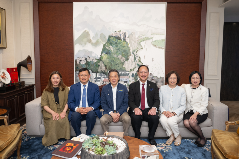 Meeting with Dr Simon Suen_icon